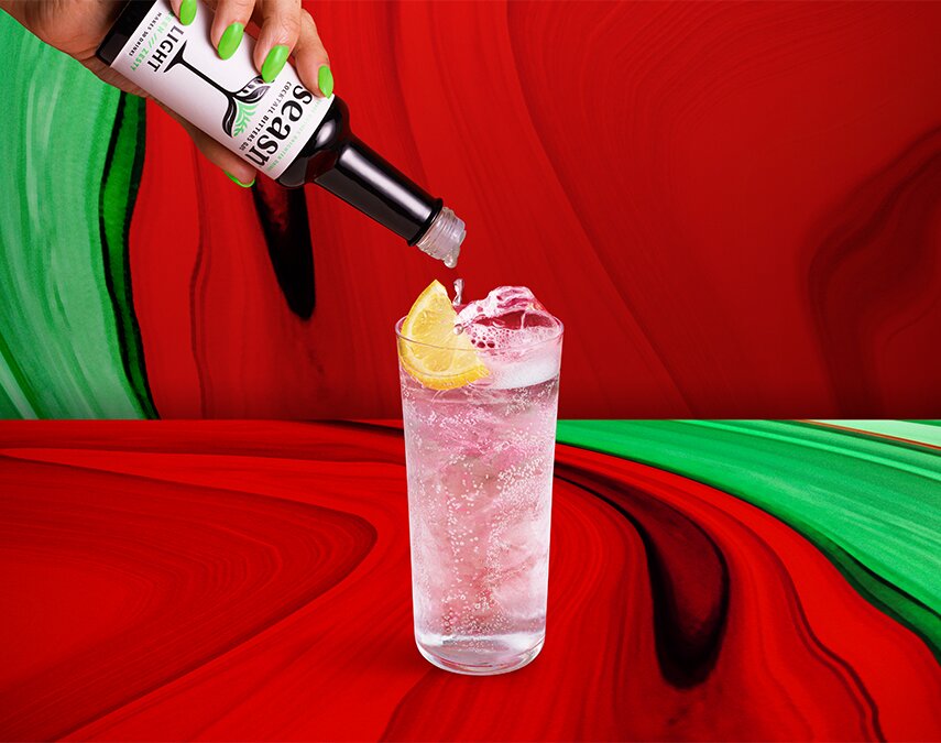 A PaNOma cocktail with pentire and seasn.