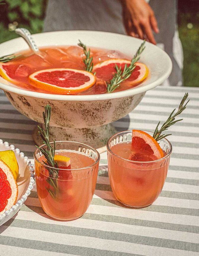 A bowl of gin punch