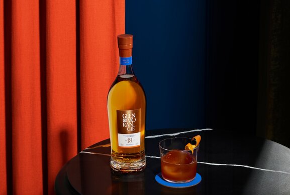 Coachbuilt Fashioned cocktail