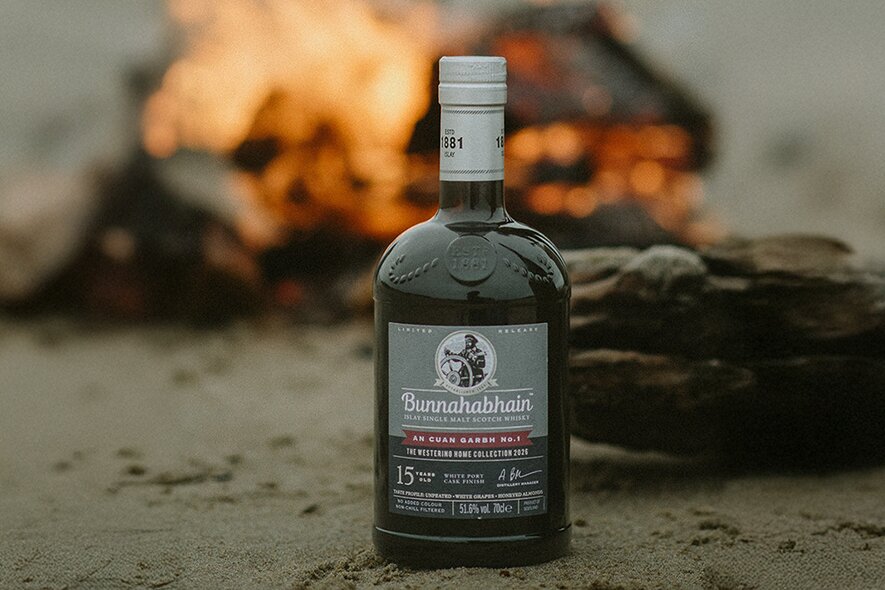 A bottle of Bunnahabhain An Cuan Garbh 1 - Westering Home.