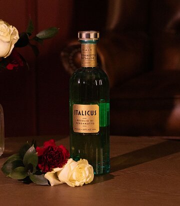 A bottle of Italicus Rosolio di Bergamotto