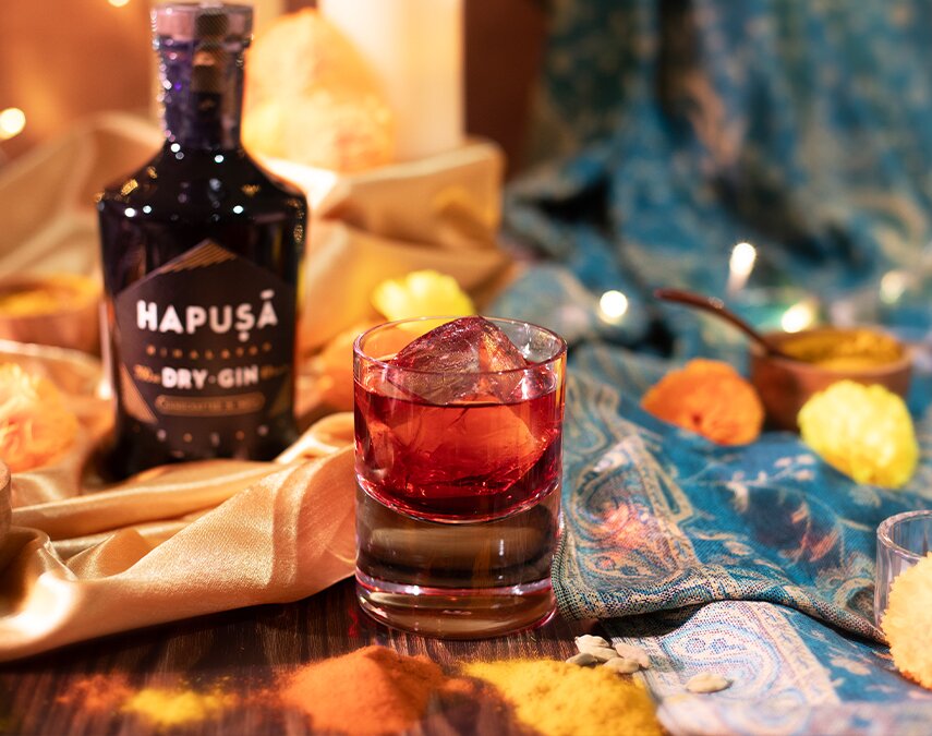 A Himalayan Negroni cocktail made with Hapusa Himalayan Gin.