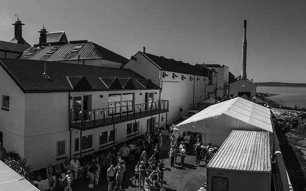 External shot of Bowmore Distillery