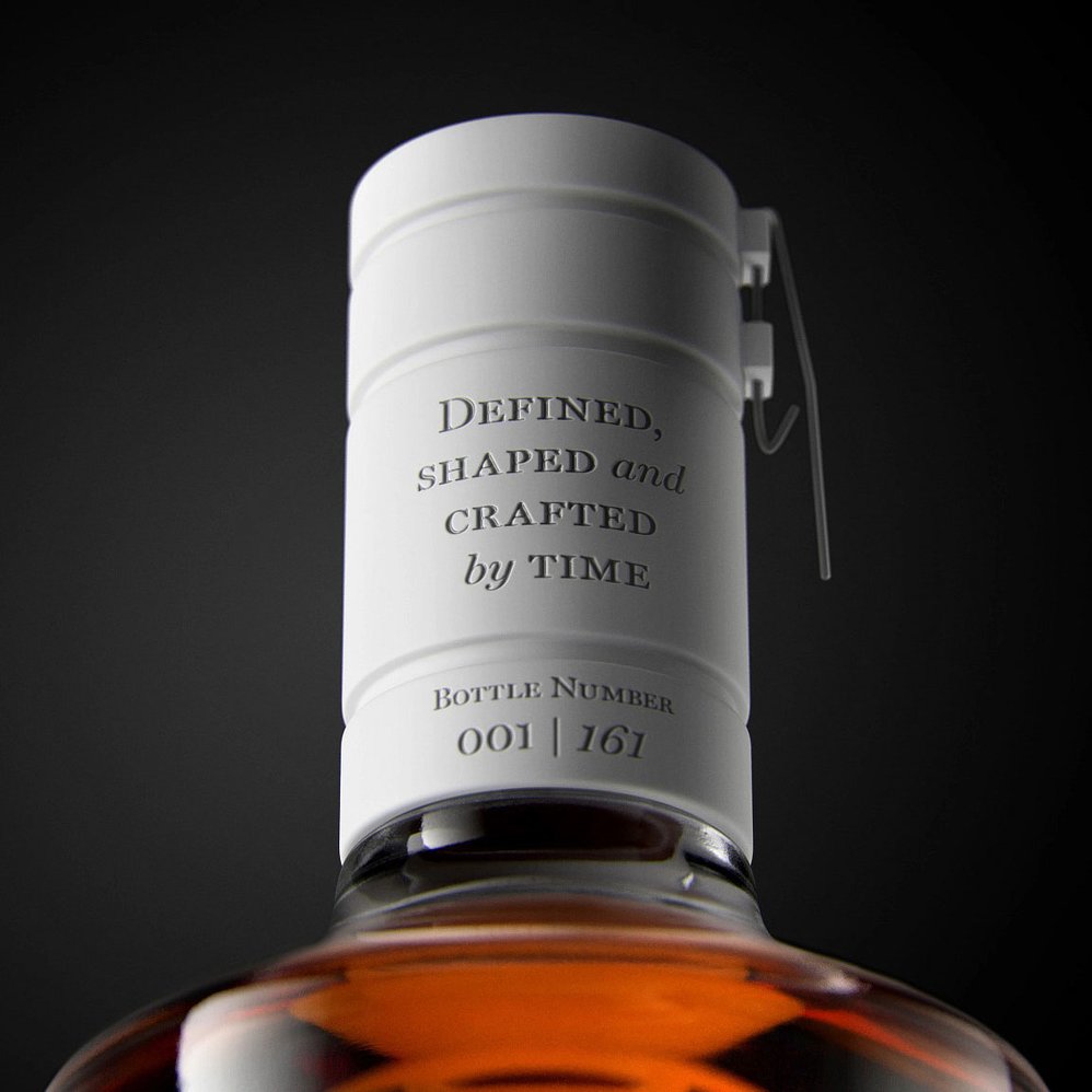 "Defined, shaped and crafted by time" Bowmore 40 year old whisky bottle cap