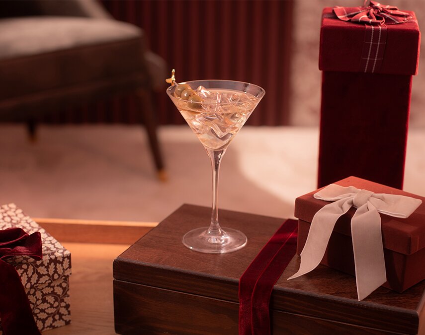 Dirty Martini cocktail.