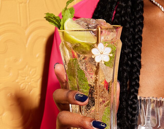 A bottle of St-Germain Hugo Spritz cocktail.