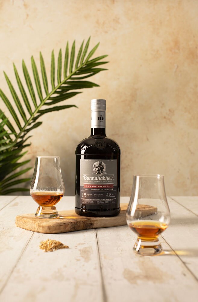 Scallywag 18 Year Old Pedro Ximénez Finish whisky bottle with glass