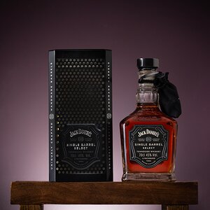 Jack Daniel's Single Barrel with Presentation Tin