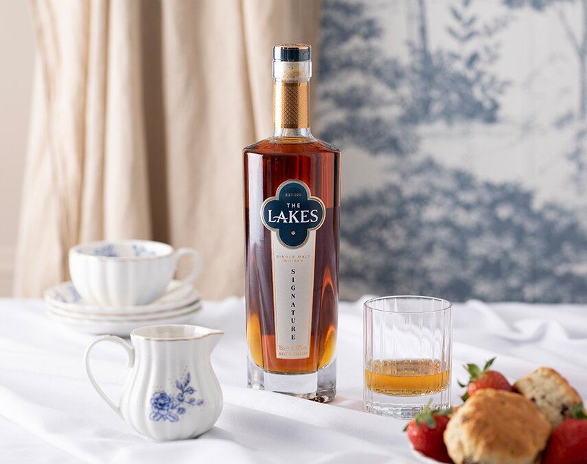 The lakes single malt signature whisky