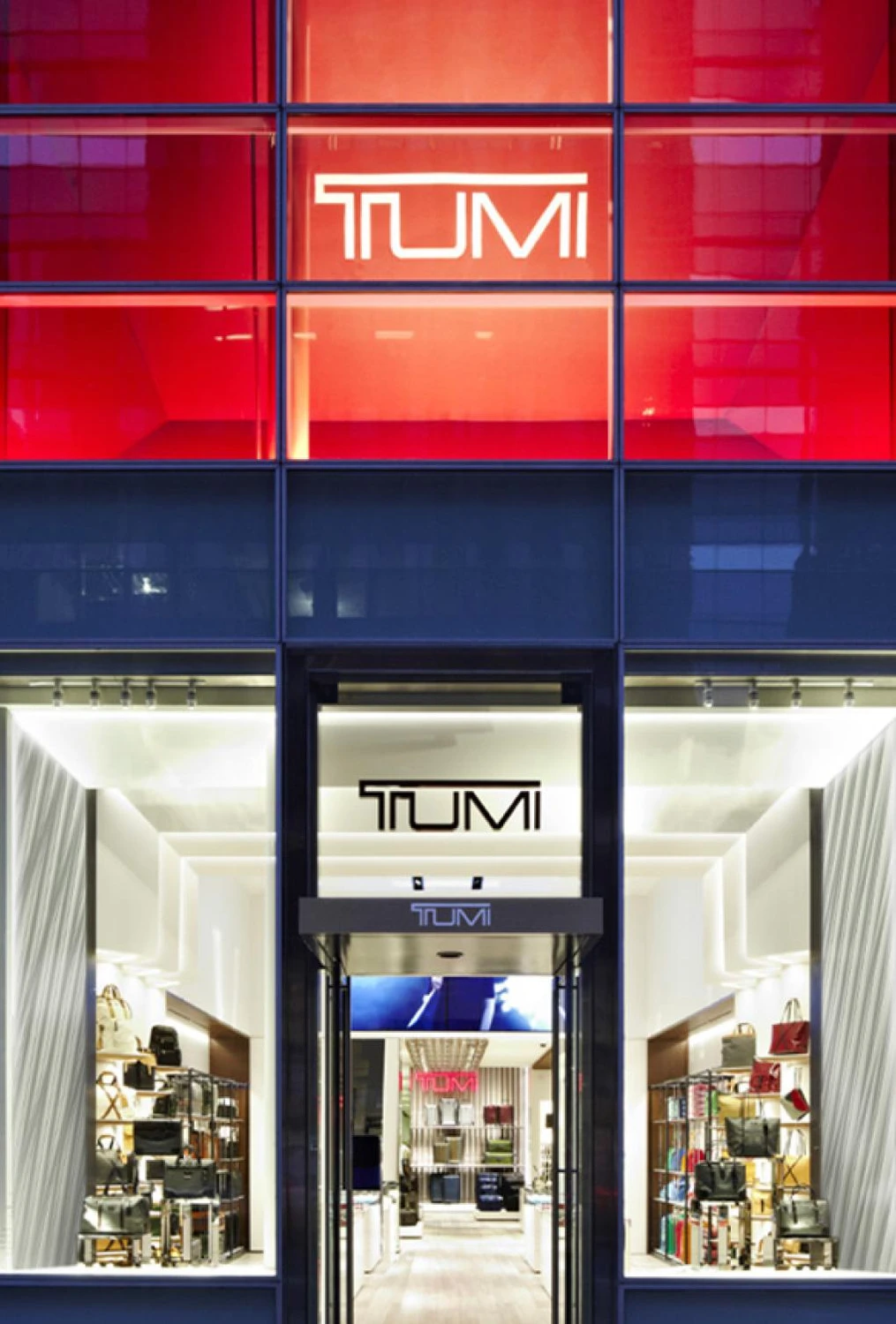 Encontre a Loja TUMI mais próxima