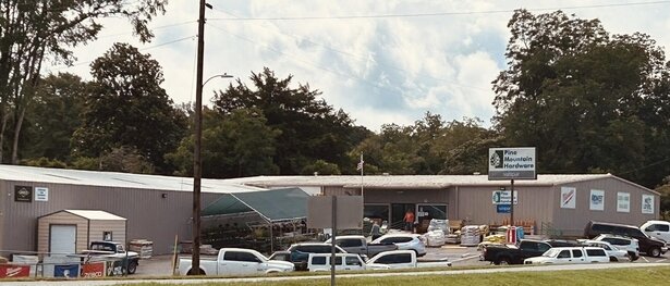 Pine Mountain Hardware building