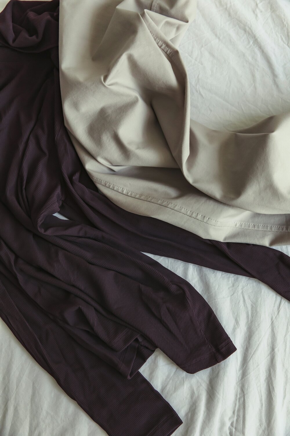 how to sell clothes online fast, sell clothes online easily, tips for actually selling clothes on depop