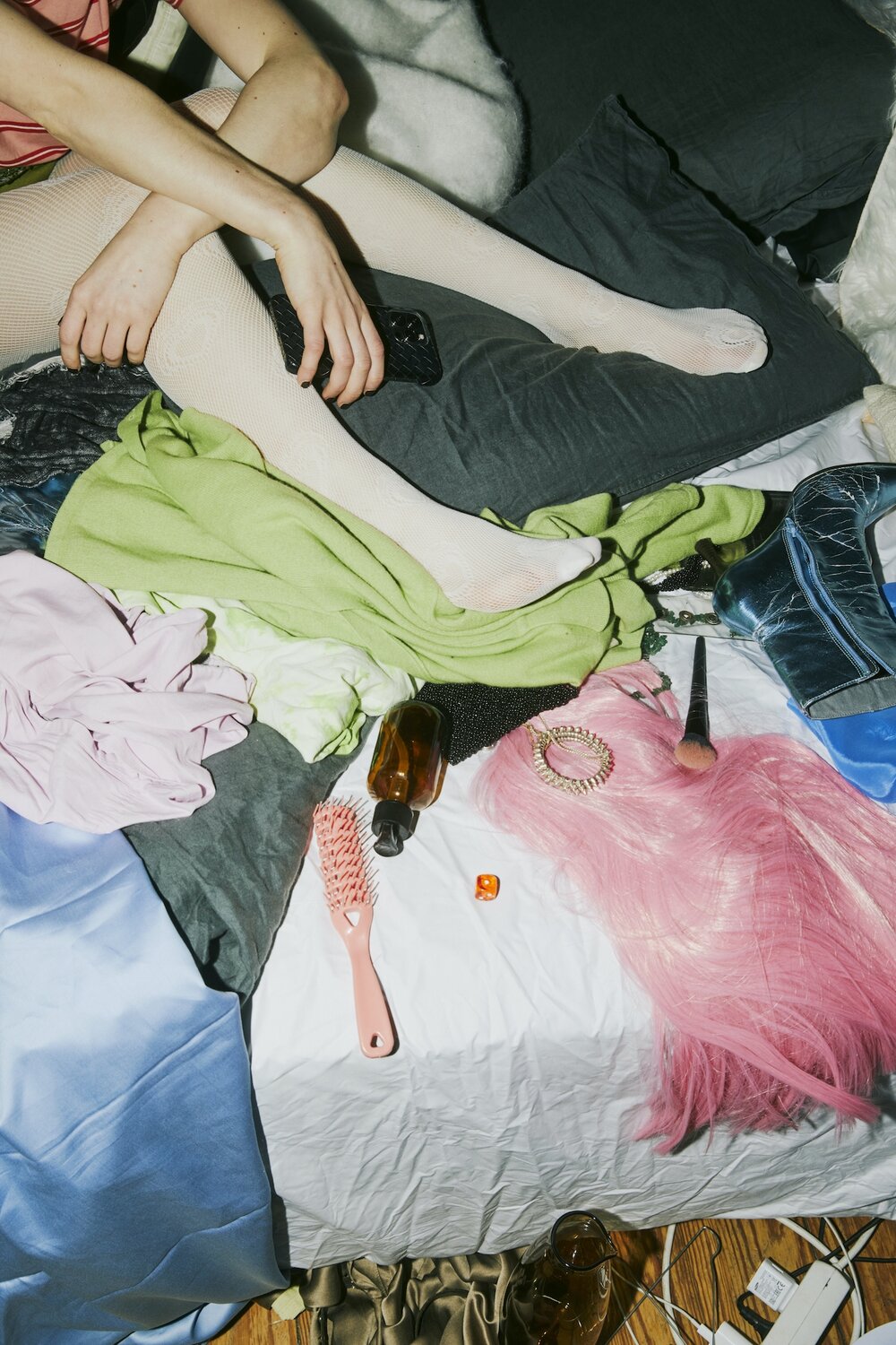 wardrobe clear out, wardrobe reorganising, digitise your wardrobe