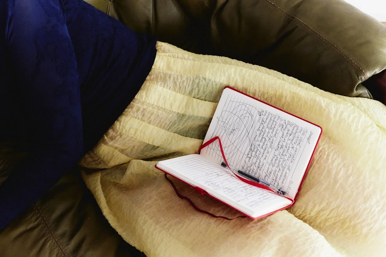 items we regret buying at uni, what not to buy for university, student room 