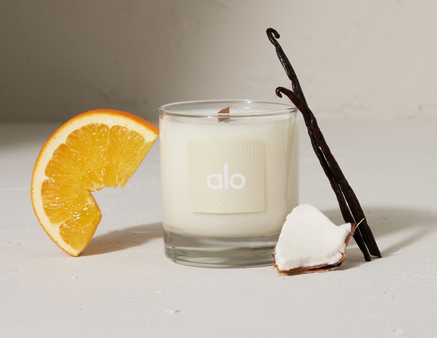 Alo Love Candle - 8 oz