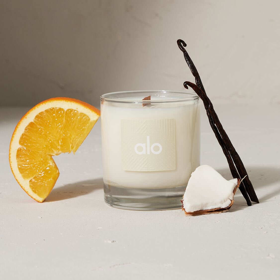 Alo Love Candle - 8 oz