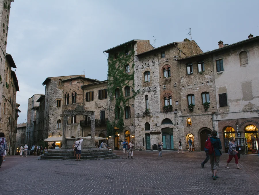 An Italian city