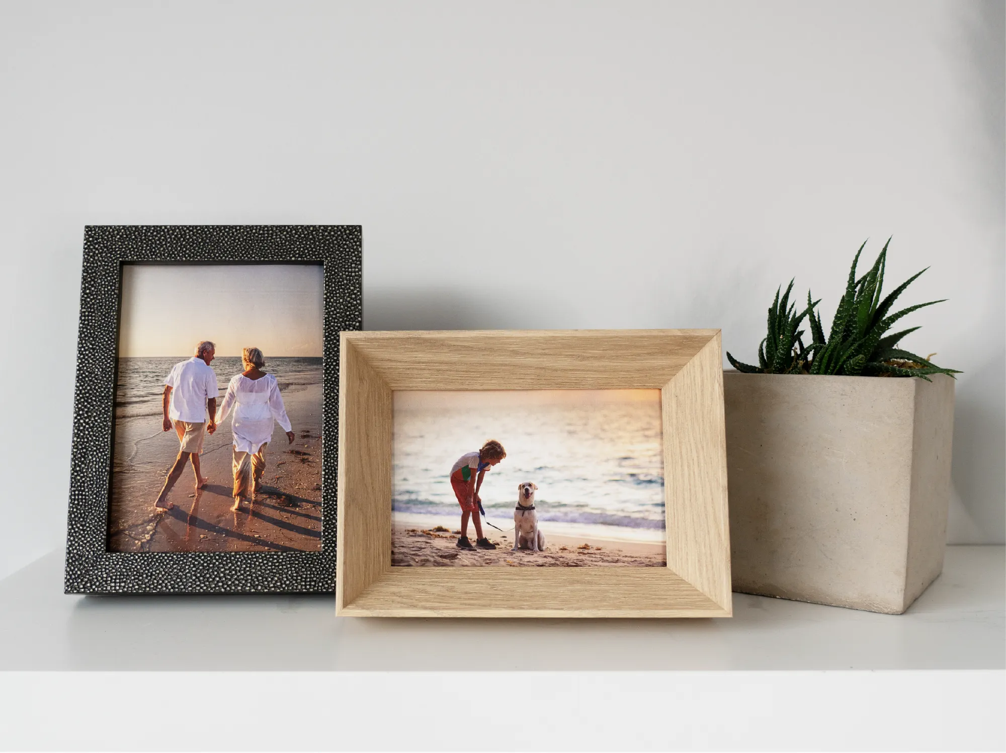 Pair of photo frames