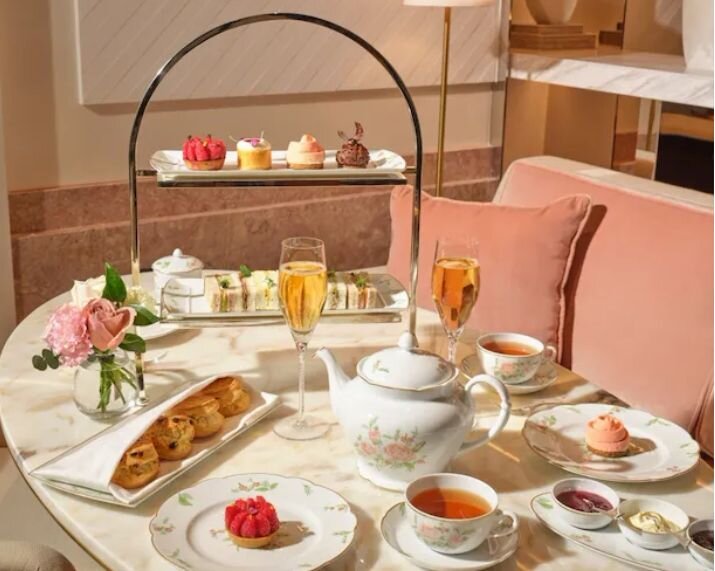 hotel bel-air swan lake
