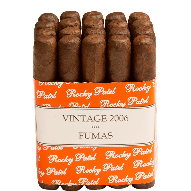 bundle of rocky patel vintage 2006 fumas robusto cigars