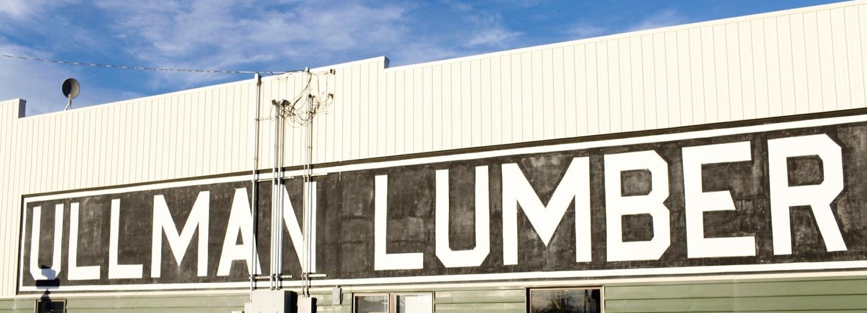 Ullman Lumber store sign