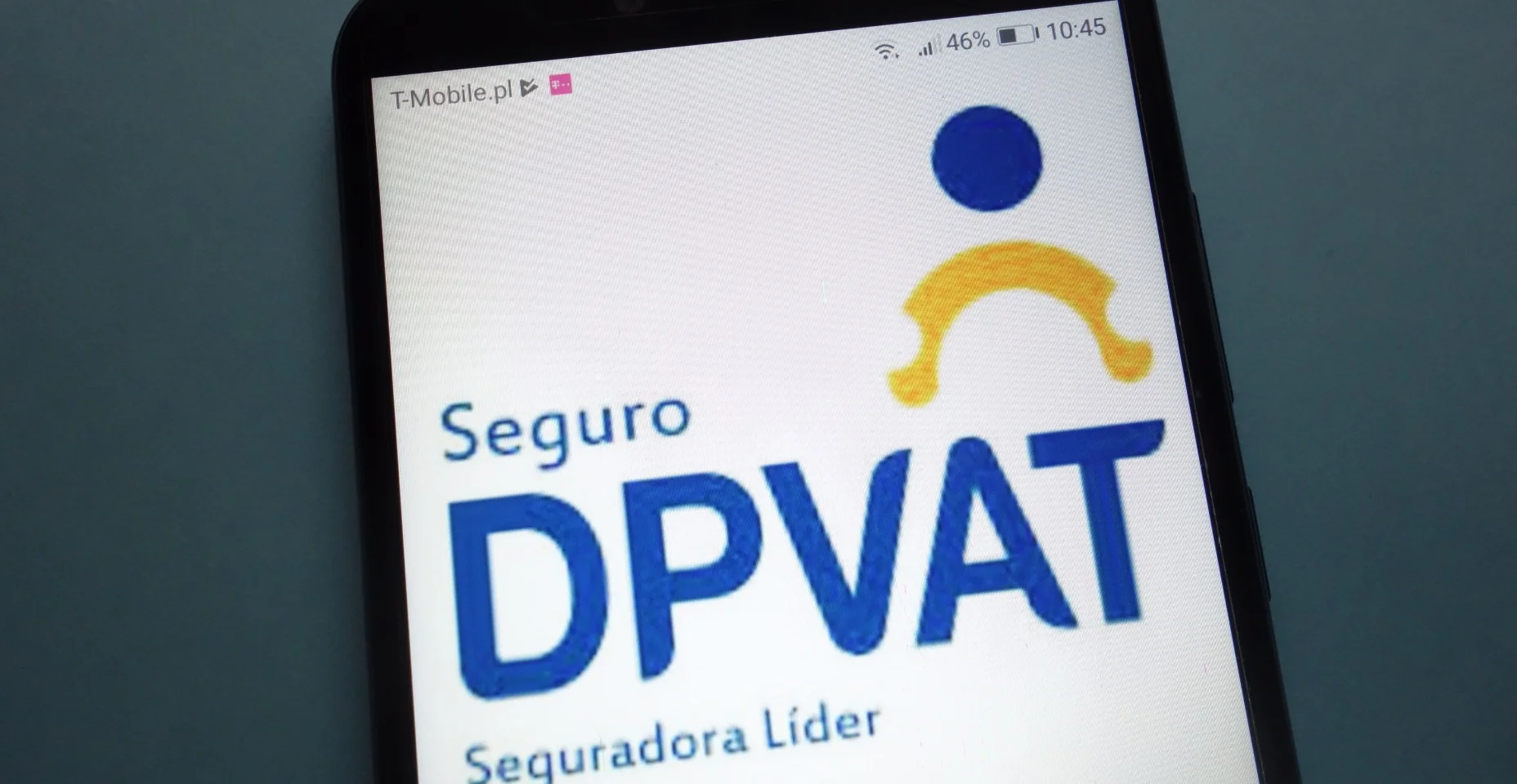 Logotipo DPVAT no smartphone