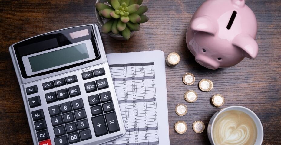 O que é encargos de rotativo e quando são cobrados | Educação Financeira