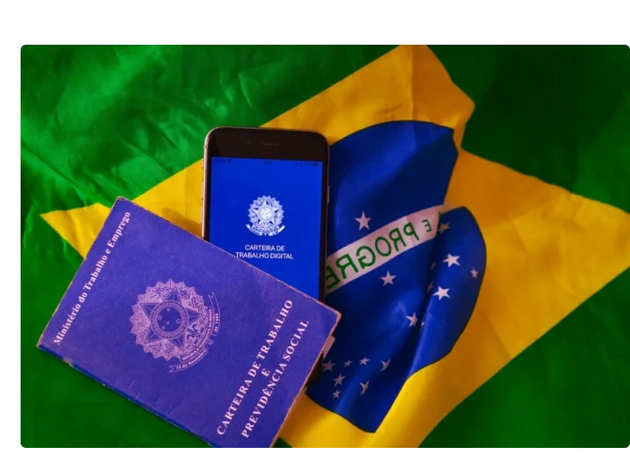 bandeira com celular e carteira de trabalho