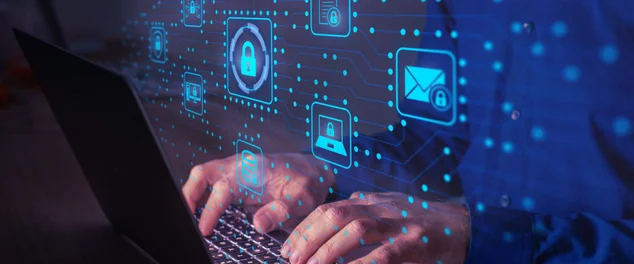 mexendo no computador com algo de segurança