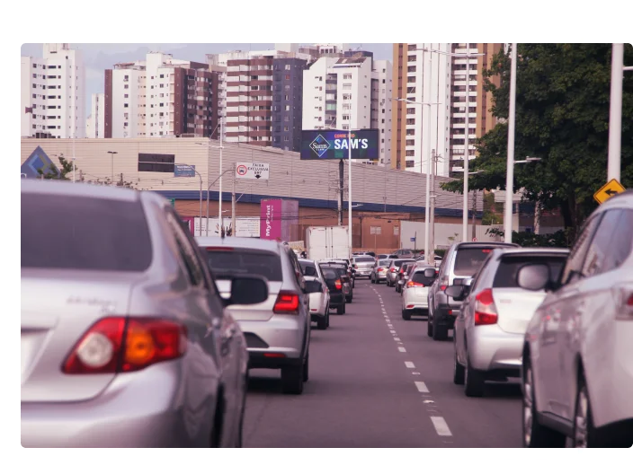 carros na rua