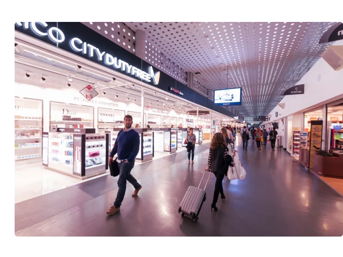 Aeroporto Internacional da Cidade do México. Aeroporto Benito Juarez. Área de embarque. Lojas Duty Free.