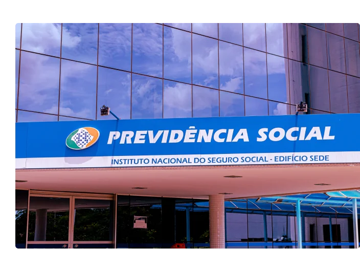 O Instituto Nacional do Seguro Social – INSS , na cidade de Brasília.