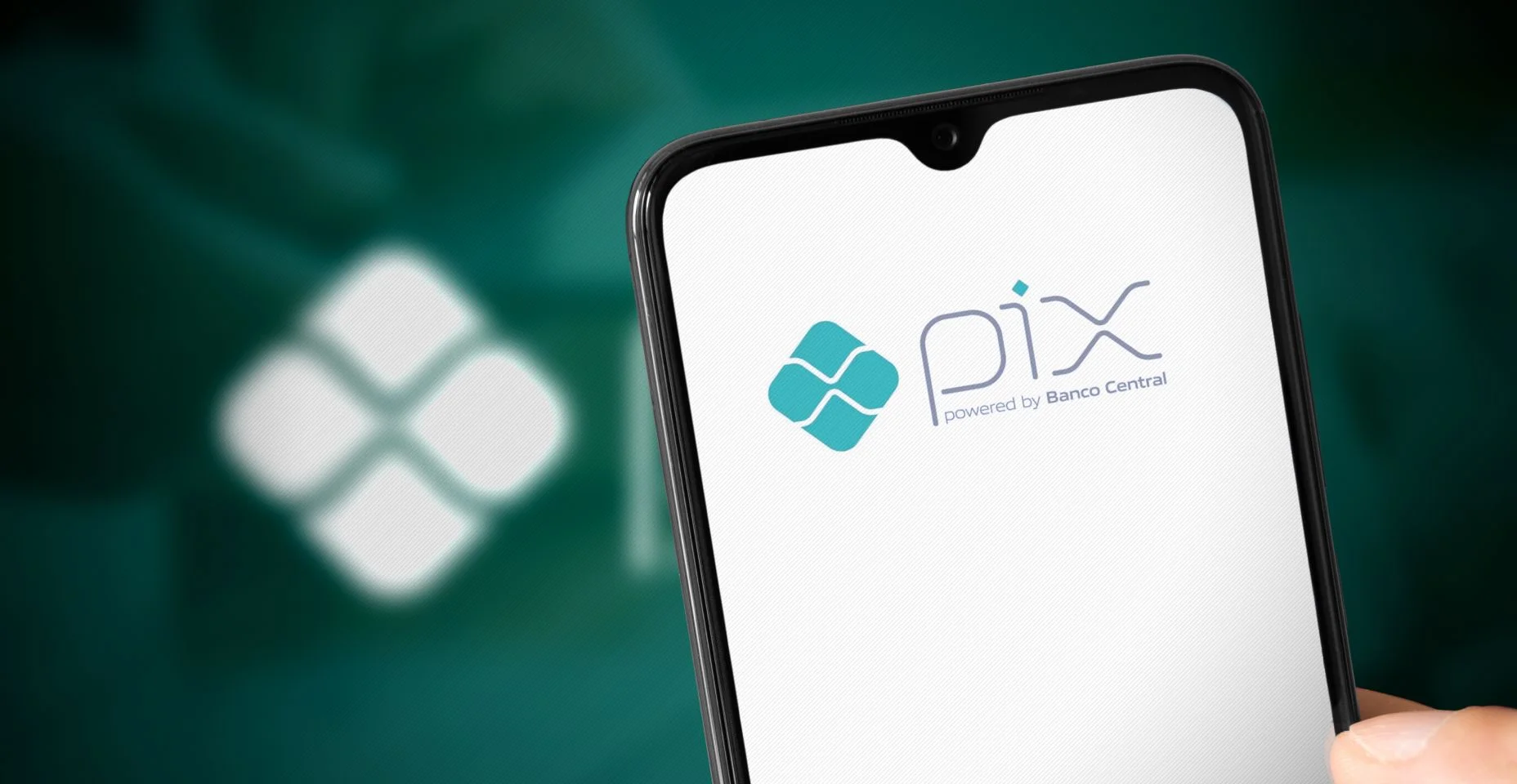 Logotipo do aplicativo Pix na tela do smartphone.
