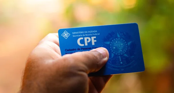 Documento de pessoa física-(CPF).