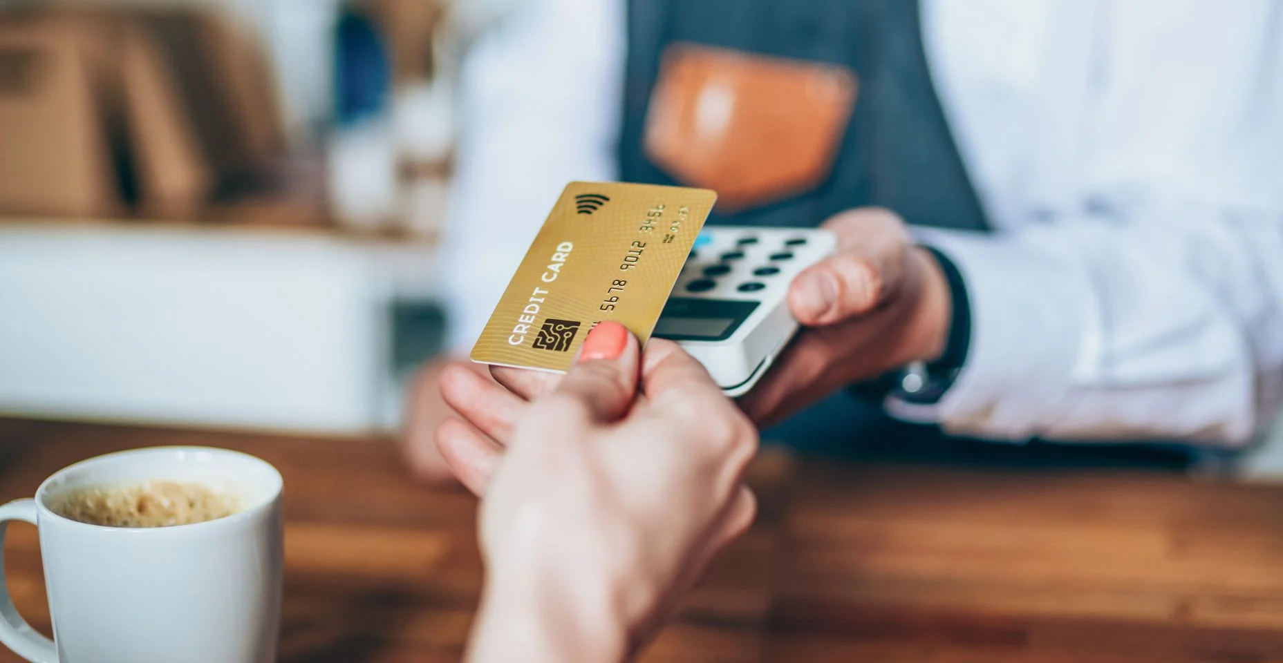 Pagamento sem contato usando um cartão de crédito