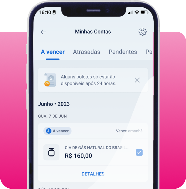 Celular aberto na tela de minhas contas Serasa