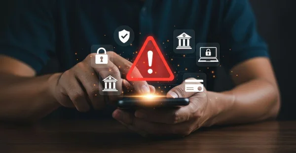 Alerta de Segurança para Mobile Banking: Proteja Suas Finanças Online! Perigo, Aviso, Risco, Fraude, Escudo, Seguro, Hack, Senha, Phishing, Vírus, Roubo