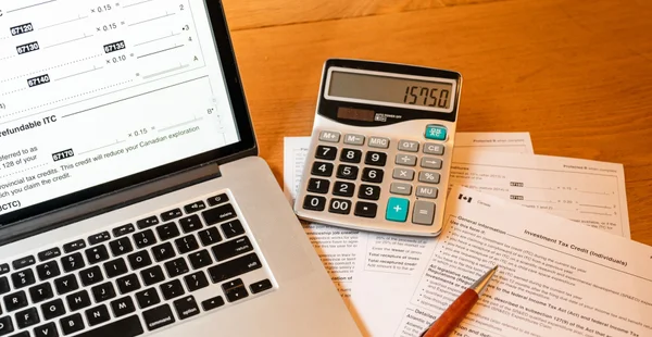 Arquivando um documento fiscal on-line e calculadora