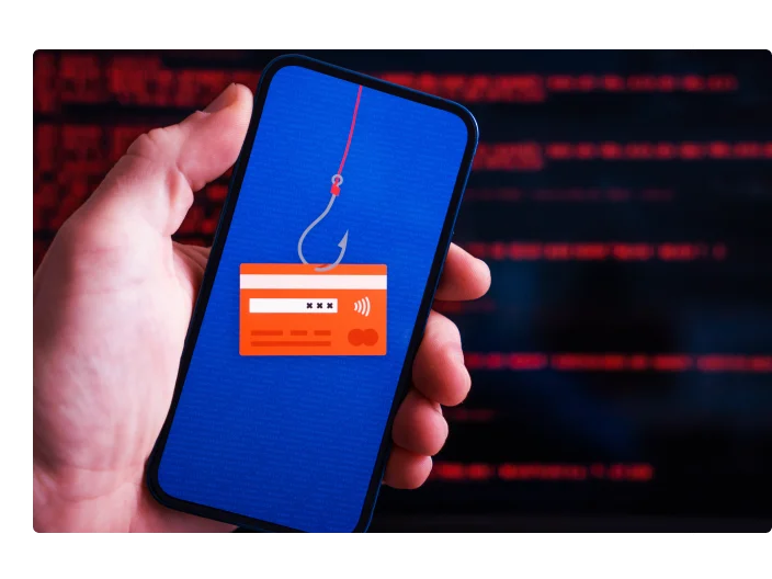Fraude de cartão de crédito, conceito de phishing em uma tela de smartphone
