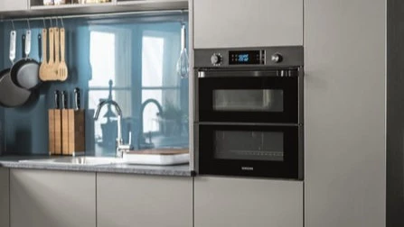 Samsung AI Backofen in der Küche