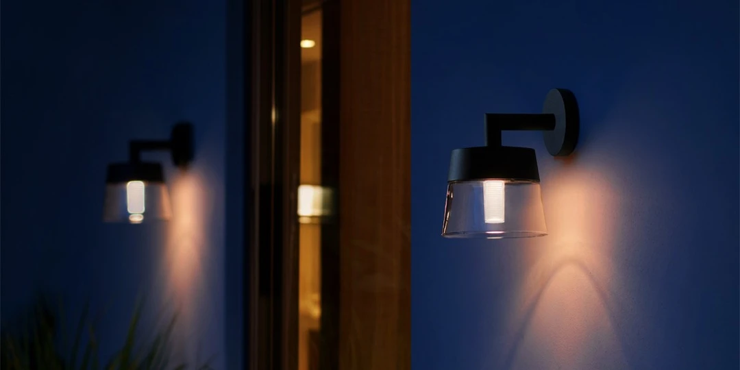 Smart Home Außen-Wandleuchten