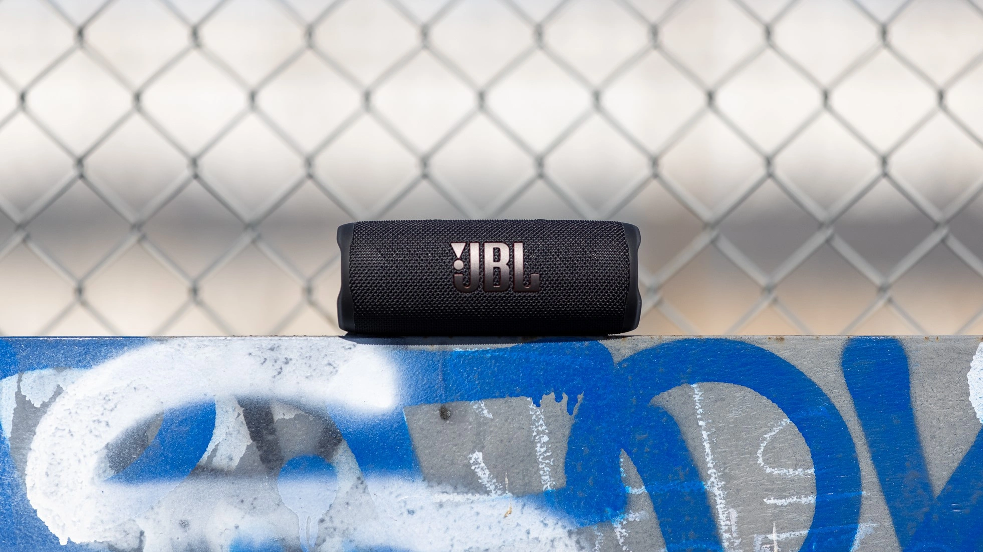 JBL Flip 6 Bluetooth-Box für unterwegs
