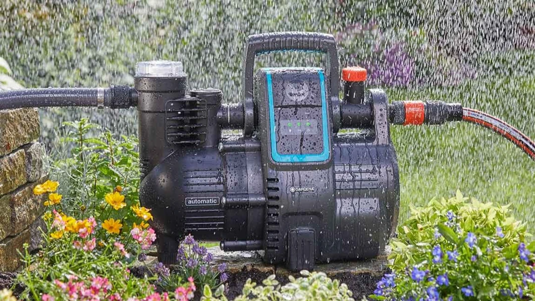 GARDENA Haus- und Gartenautomat im Regen