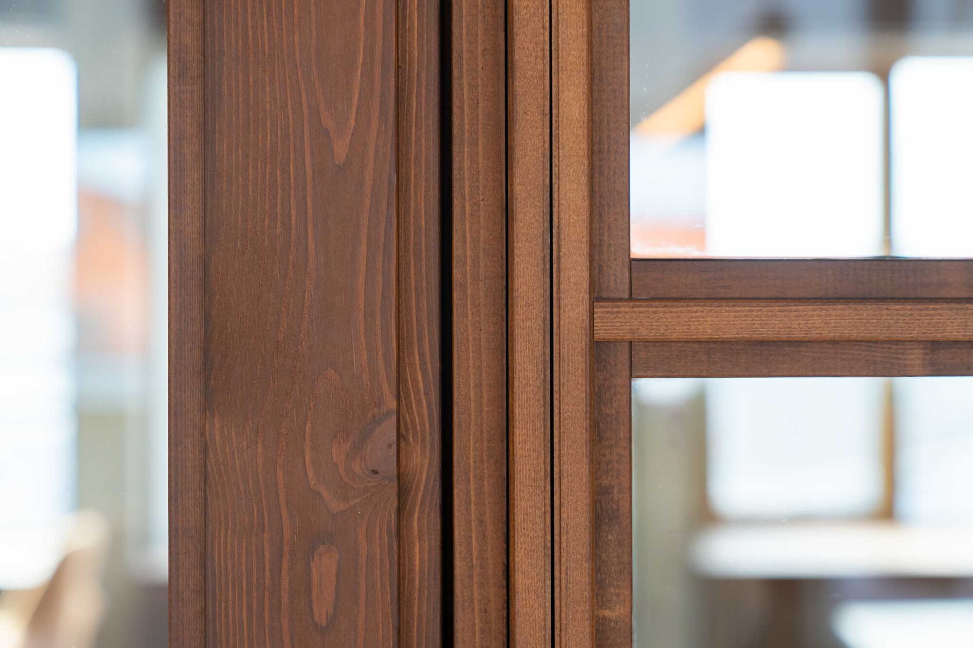 Tystø glass partitioning wall at Østerbrogade 125