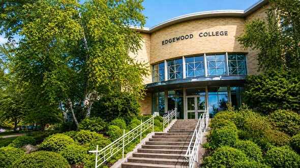 Edgewood College DBA & MBA Review: Fees & Specializations