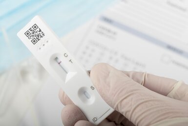 Diagnostic test kit image representing diagnostic assay development & manufacturing 