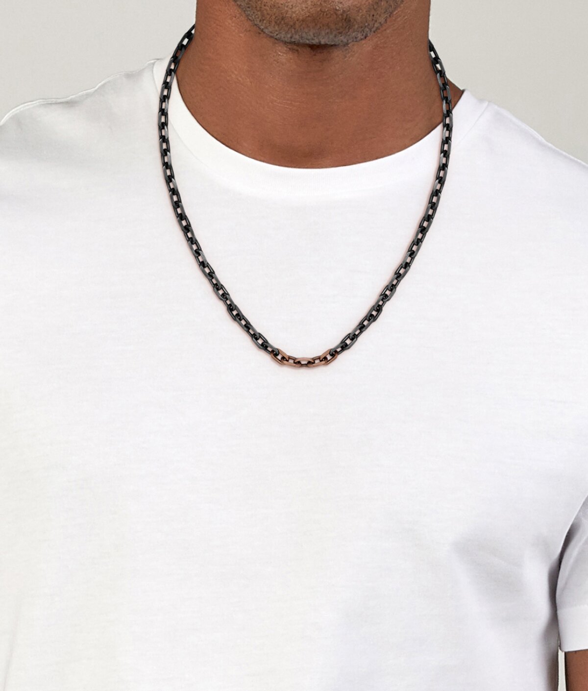 Boss Kane men's necklace on figure