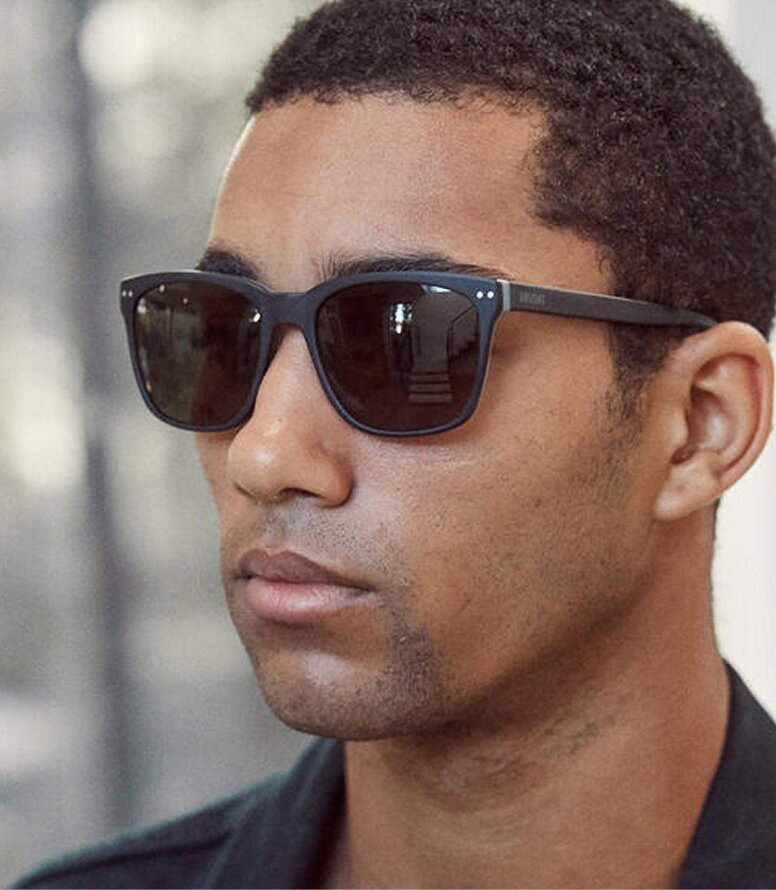 MVMT Ritual sunglasses on model