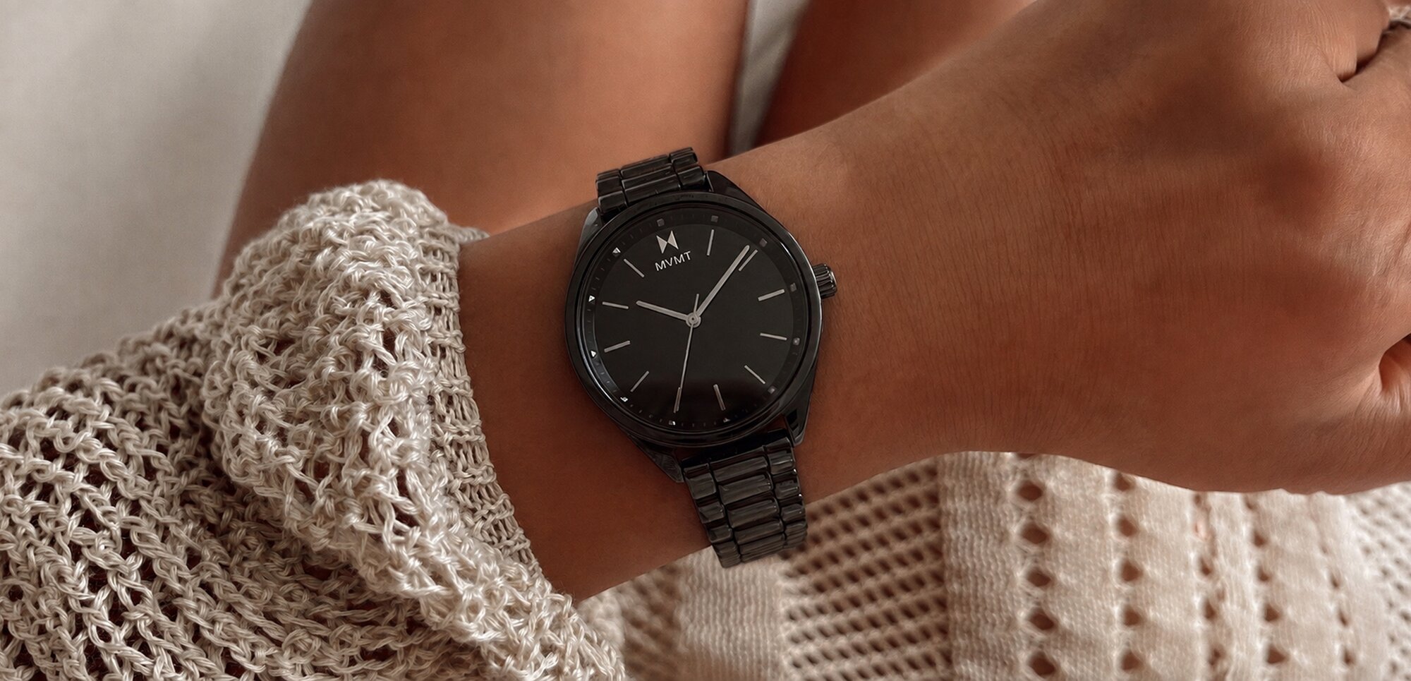 MVMT Coronada ceramic watch on model