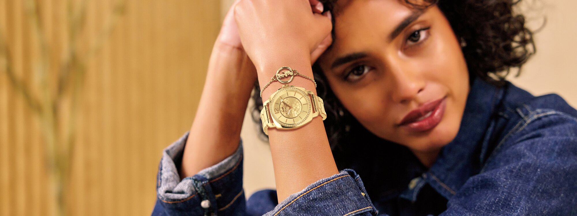 Coach boyfriend watch and bracelet gift set on model